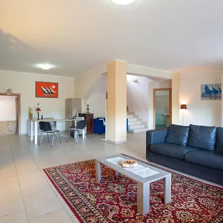 Rossana Casa de Férias Marano Marchesato